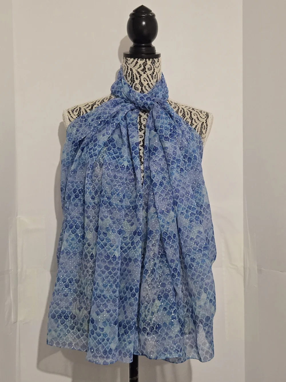 Blue Printed Lightweight Women's Scarf - Soft Patterned Wrap
